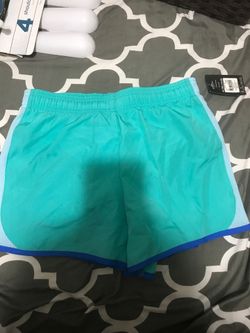 Girls 14/16 Driworks running shorts -new