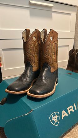 Cowboy boots boys