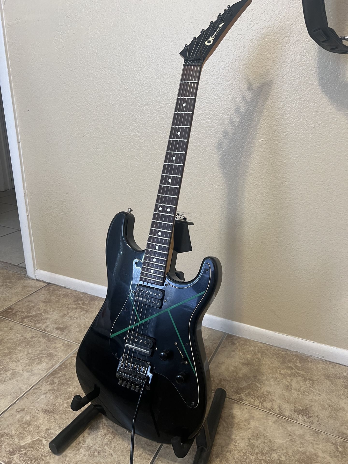 Vintage Charvel 80s Electric Guitar w/ Floyd Rose – Rare Japan Model