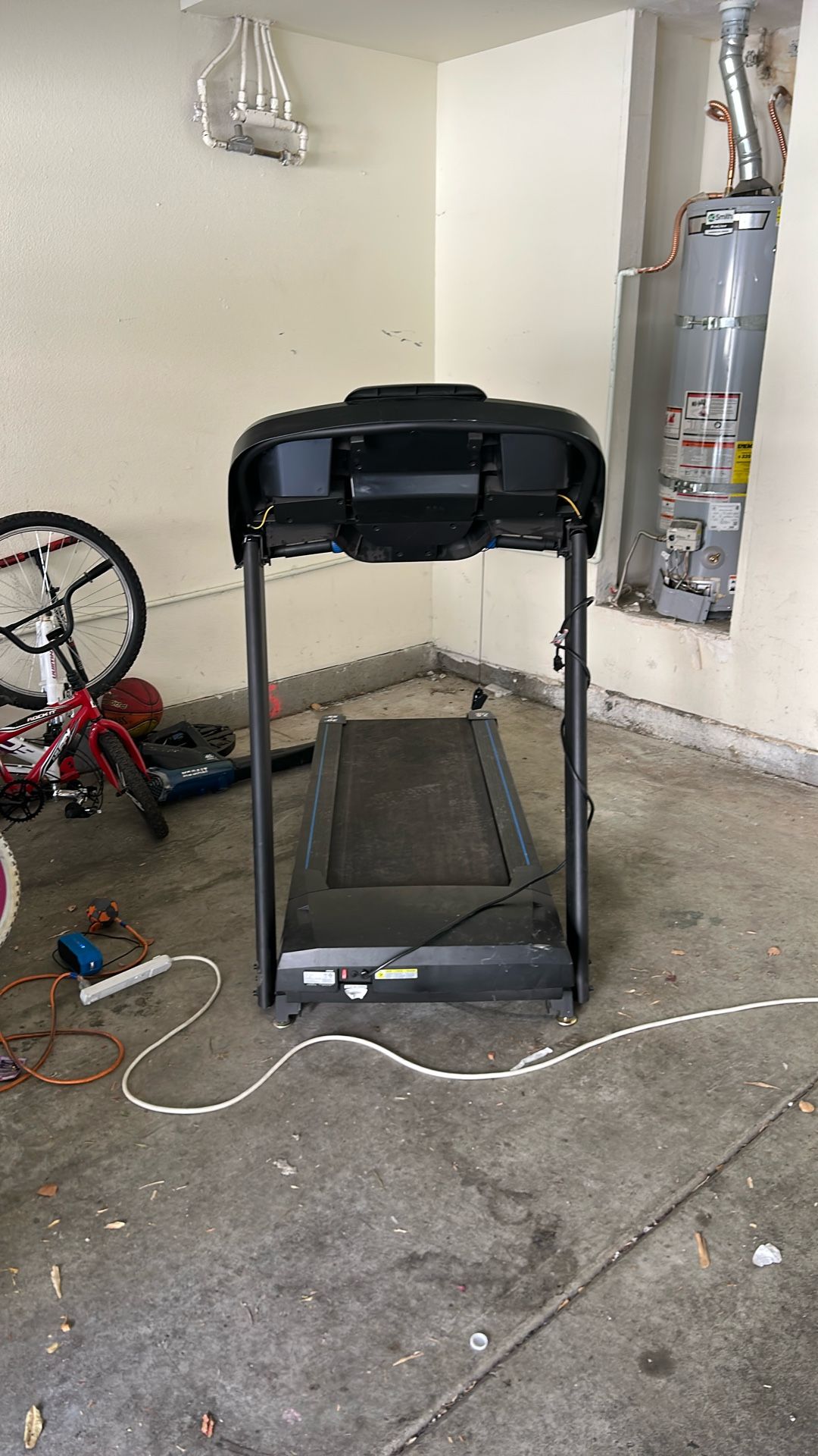 Treadmill 