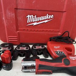 Milwaukee 2473-22 M12 12V Force Logic Press Tool Kit(