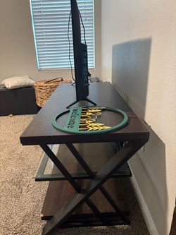 Entertainment center