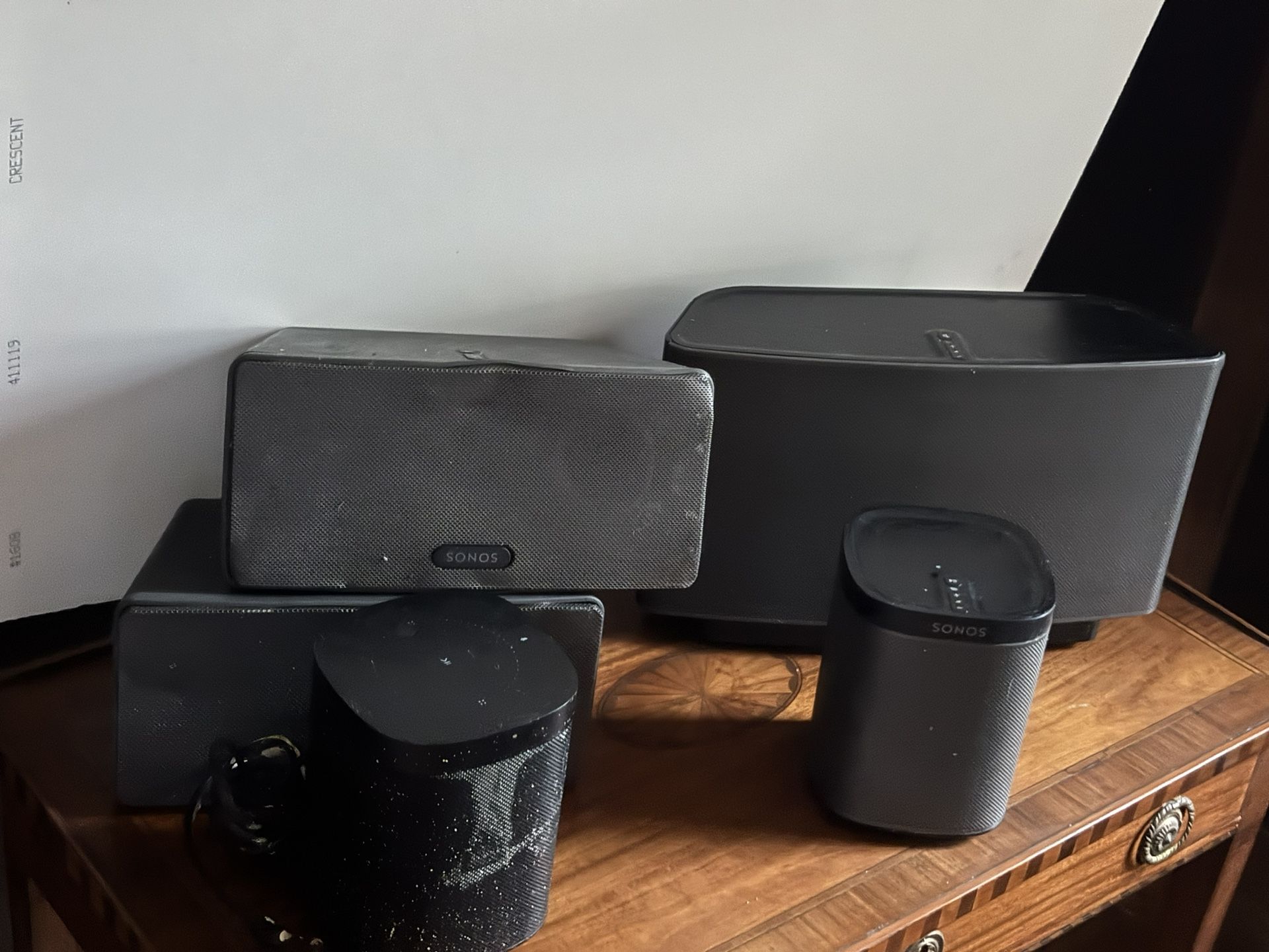 Sonos Speakers 2 Play 3, 1 Play 5, 1 Play 1, and 1 Sonos 1