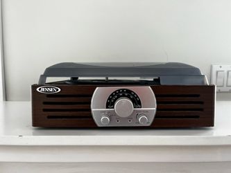 Jensen record player
