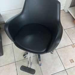 Stylist Chair