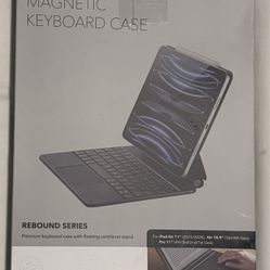 ESR iPad 11” Magnetic Keyboard Case 