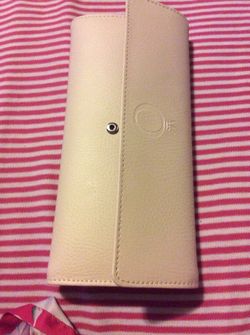 Brand new Pandora wallet