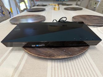 Sony BDP-S5100 3D Blu-ray/DVD Player