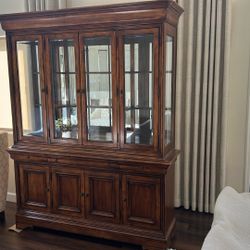 China Cabinet 