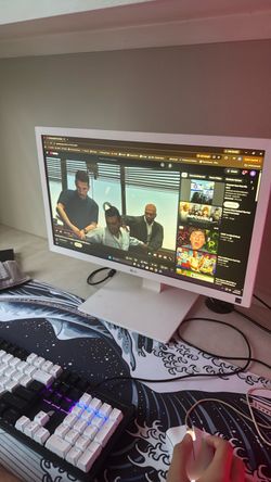 Monitor- LG