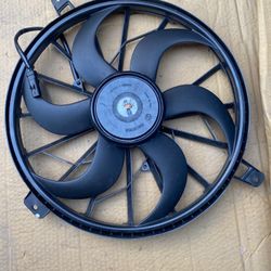 Jeep Grand Cherokee Cooling Fan 02to04 Factory Oem Like New