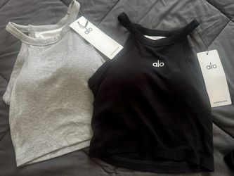 alo Built in Bra tank Top Size M NWT