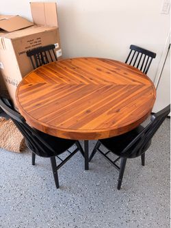 Solid acacia wood dining table & chairs