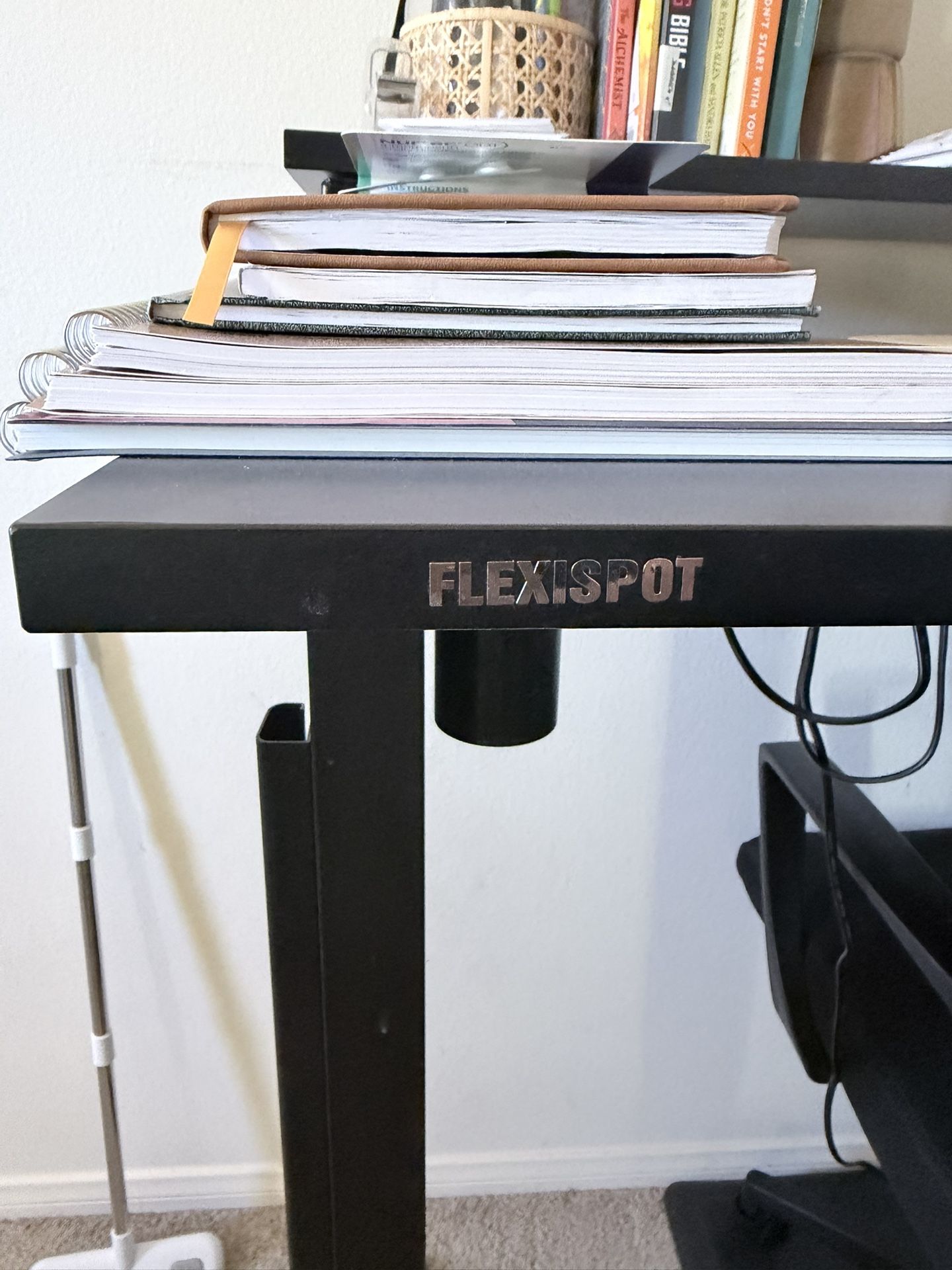 Adjustable Standing desk - Flexispot