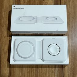 Apple MagSafe Dual Wireless Charger 