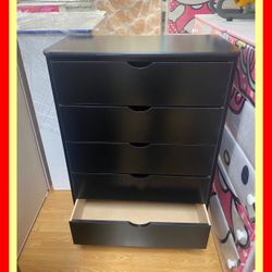 5 drawers dresser / Five drawers dresser / Cajonera / Comoda