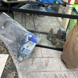 15 gal or 10 fish tank not sure 