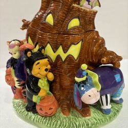 Vtg ‘99 DISNEY Winnie the Pooh & Friends Halloween Cookie Jar New Mint With Original Box