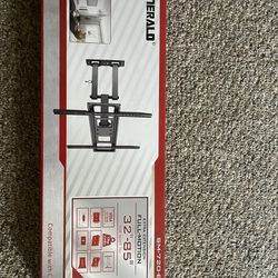 Full Motion TV Wall Mount and Universal Remote