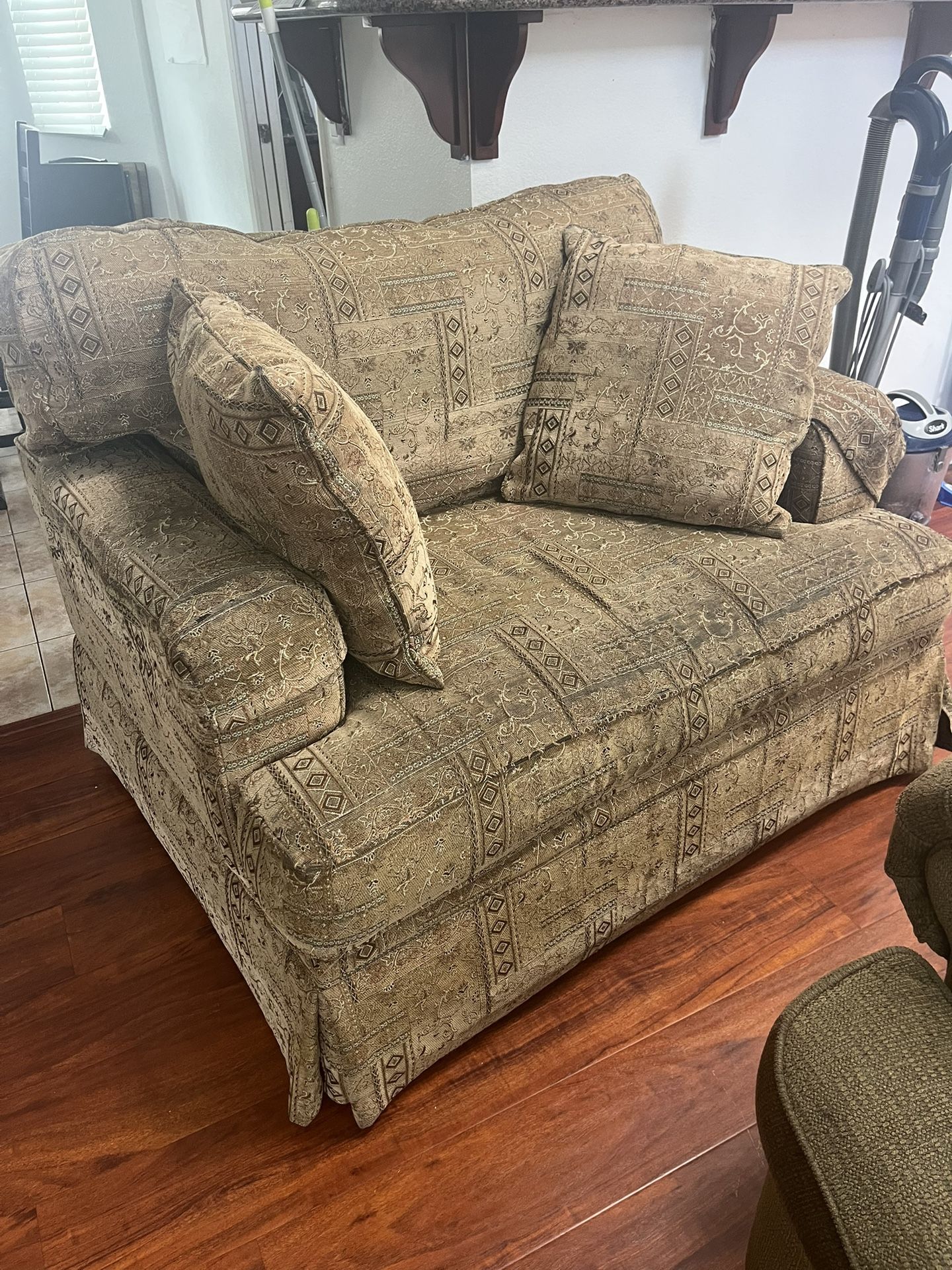 Free Chair