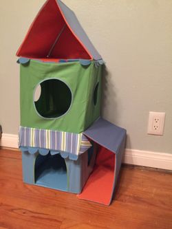 Collapsible Toy Storage Castle