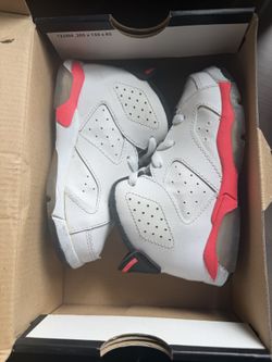 Retro Jordan 6 size 8c toddler