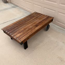 Industrial Style Wood and Metal Coffee Table. Pick up @89th and Union Hills, Peoria.