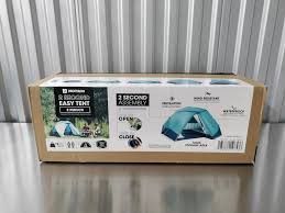 Decathlon Quechua, 2 Second Easy Waterproof Pop up 43.3 inches, 2 Person Camping Tent