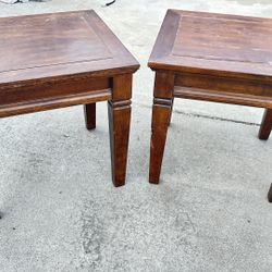 2 Matching End Tables
