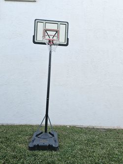 7.5 Ft To 10 Ft Basketball Hoop Adjustable Outdoor, 2 Wheels