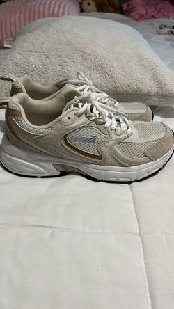 Avia shoes