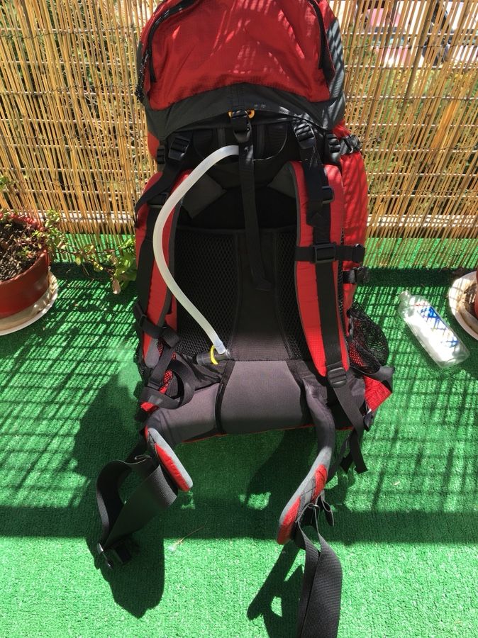 kelty 3600 backpack Kelty Storm 3600, fast hydration backpack the stores a night's worth of  gear w-3liters hydration for Sale in Dallas, TX