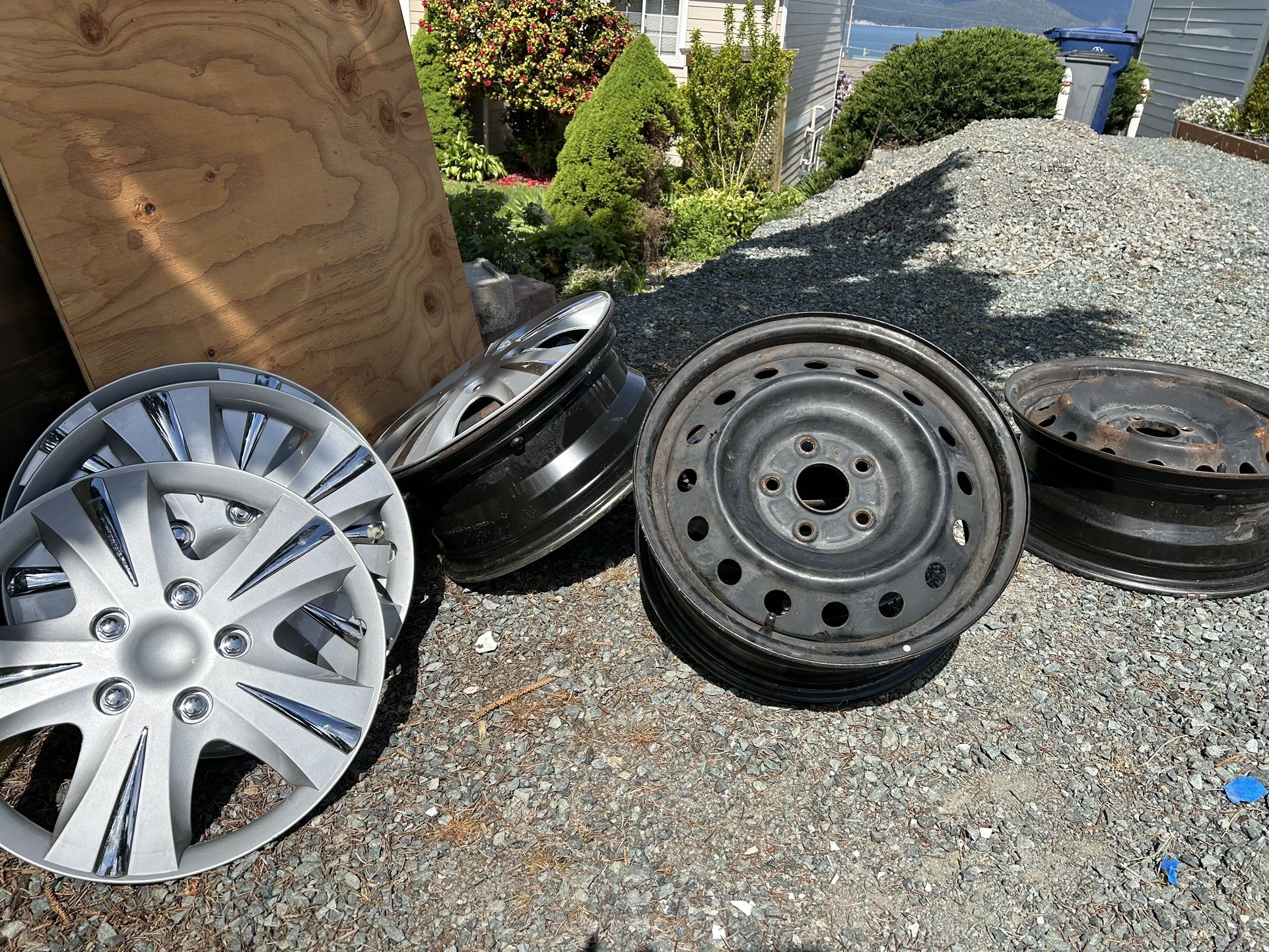 Rims And Hub Caps