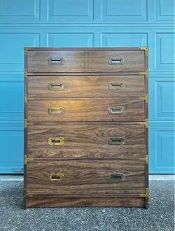 🗄️ Tallboy 5-Drawer Wood Dresser w/ Metal Hardware – 34 x 18 x 44