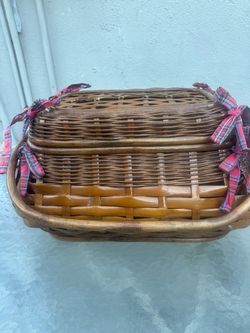 Picnic time basket