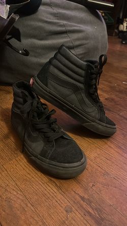 Boys vans size 4