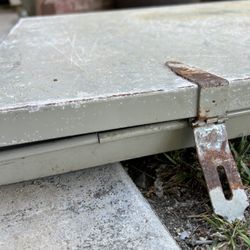 Collapsible Metal Storage Box