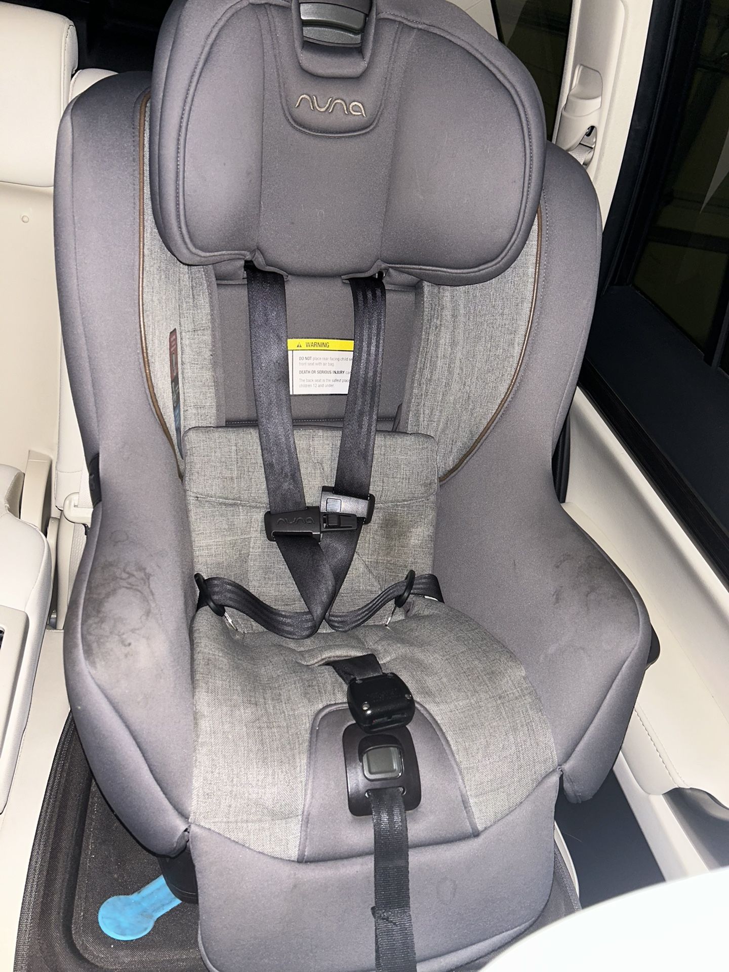 Nuna RAVA™ Flame Retardant-Free Convertible Car Seat