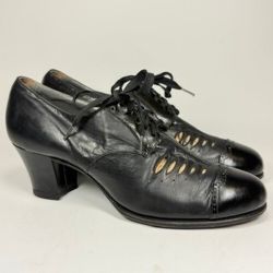 Vintage Womens 6 Black Leather Brogue Cutout Cuban Heel Oxford Pumps Deco