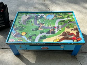 Play Train table