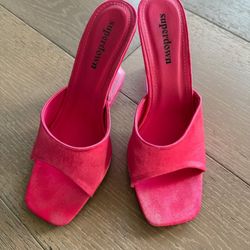 SUPERDOWN HOT PINK HEELS