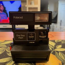 polaroid one step flash
