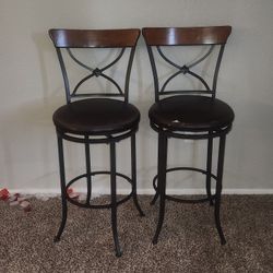 2 Bar Stool 