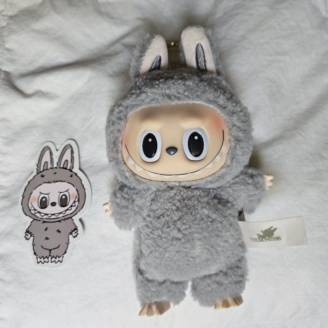 Exciting Macaron Labubu V1 Plush Keychain New with Box Authentic