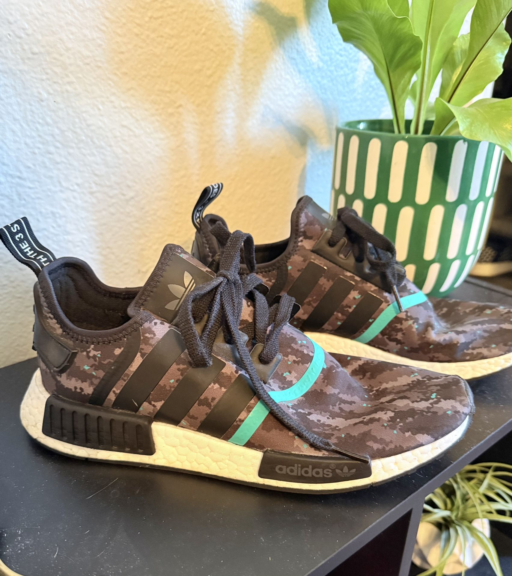 Adidas NMD R1 Digi Camo Black Teal Size 9