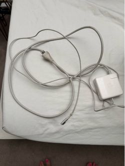 Apple Laptop Charger