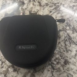 Cadillac, GMC, Or Chevy Headphones for Entertainment Televisons