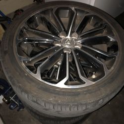 Corolla S wheel