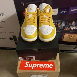 Jordan 1 Low Yellow