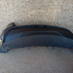 2025-26 Tesla Model Y Back Valance And Left Back Bumper Piece 
